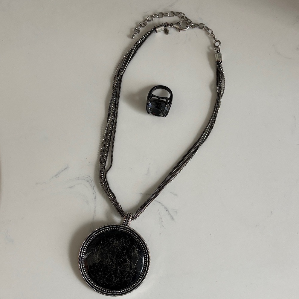 Premier Silver-Tone Round Hammered Pendant Necklace with Black Faceted Ring